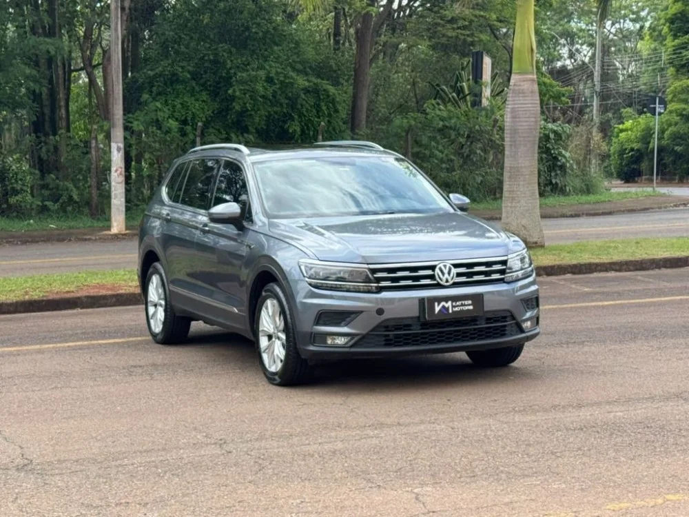 VW - VolksWagen TIGUAN Allspac Comf 250 TSI 1.4 Flex